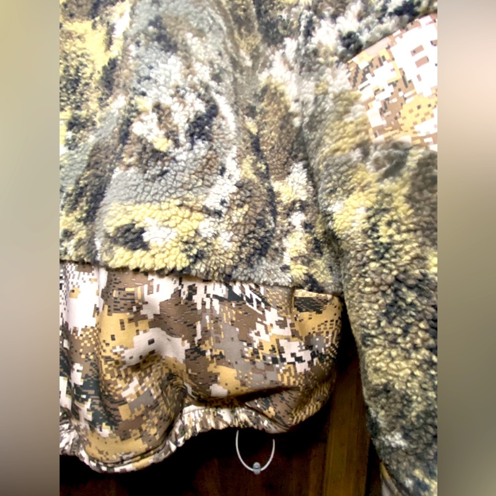 Sitka Fanatic Jacket - Men's Hunting Jacket in Optifade Elevated II - Picture 2 of 11